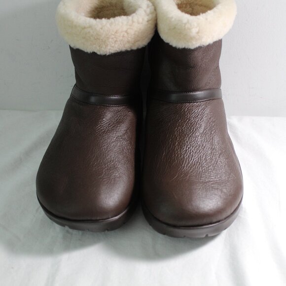 NWOB Bottega Veneta Genuine Shearling Bootie Boots 42 - Picture 5 of 9
